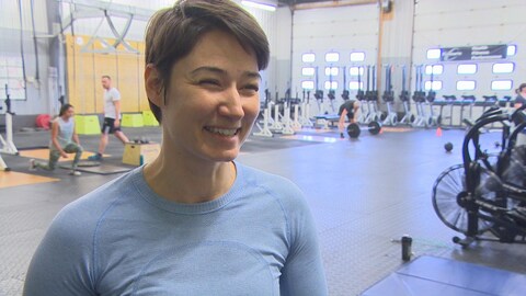 Tania Tetrault Vrga, au centre d'entraînement CrossFit Winnipeg