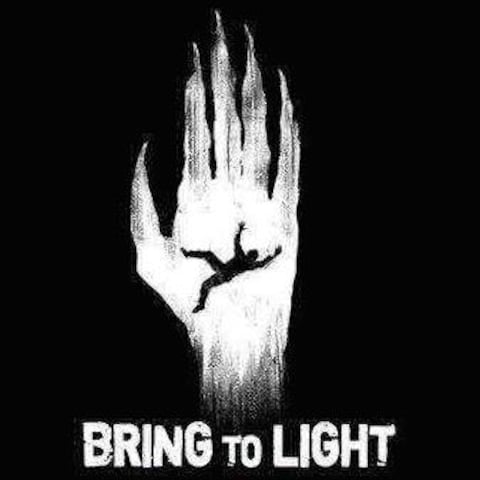 Image promotionnelle du jeu vidéo « Bring to Light ». Image promotionnelle du jeu vidéo « Bring to Light ».
