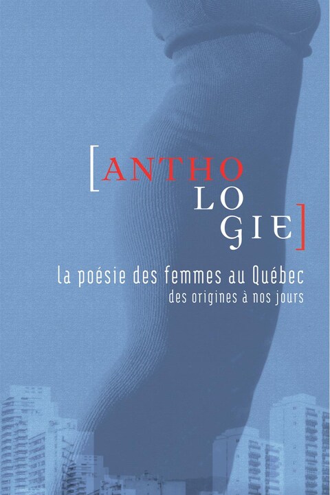 La photo du corps d'une femme en gris La photo du corps d'une femme en gris