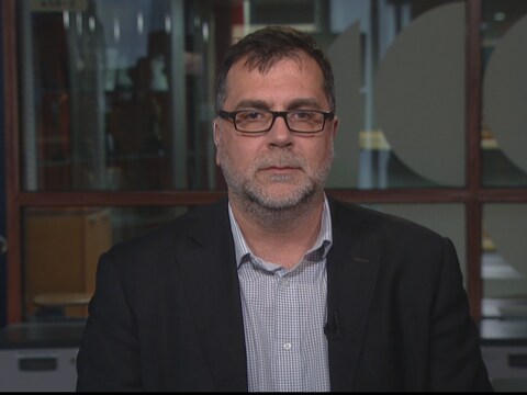 Jean-François Belleau, directeur des affaires publiques et gouvernementales chez Pétrolia Jean-François Belleau, directeur des affaires publiques et gouvernementales chez Pétrolia
