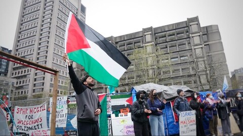 Manifestantes pro-palestinos en Montreal.