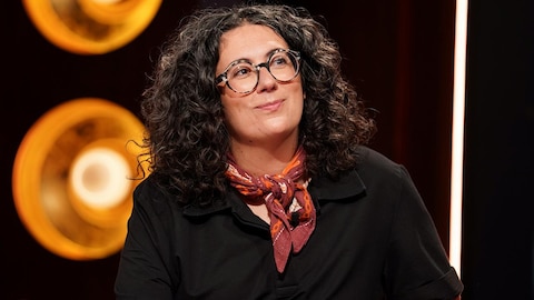 La production est encore jeune / Karine Dufour Alexandra Stréliski sur le plateau de Bonsoir bonsoir.