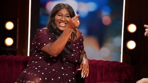 La production est encore jeune / Karine Dufour Mélissa Bédard sur le plateau de Bonsoir bonsoir.