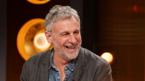 Karine Dufour/La production est encore jeune Patrick Huard sur le plateau de l'émission Bonsoir bonsoir.