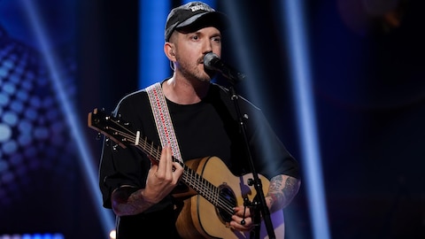 Jay Scott sur le plateau de Bonsoir bonsoir!