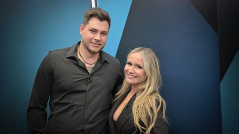 Lily Rose Daigle et Jean-Philippe Dupaul sur le plateau de l'émission Dans l'oeil du dragon.