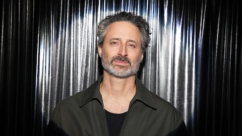 Karine Dufour/La production est encore jeune Louis-Jean Cormier sur le plateau de l'émission Bonsoir bonsoir.
