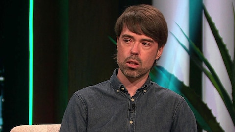 Olivier Bernard est sur le sur le plateau de Bonsoir bonsoir.