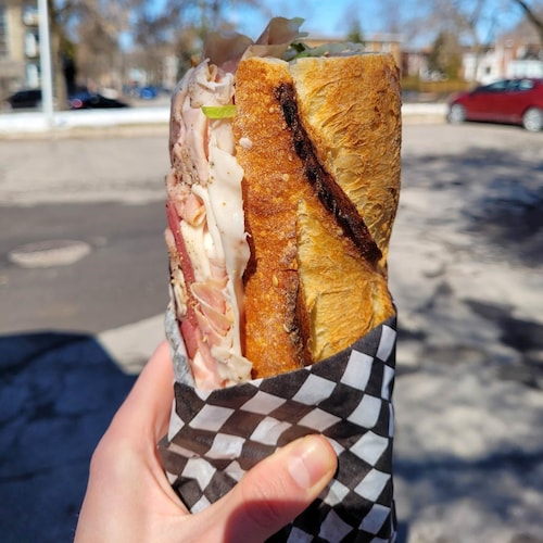 Un sandwich jambon beurre de la boucherie La Petite-Patrie