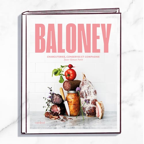 Montage photo montrant la couverture du livre Baloney.