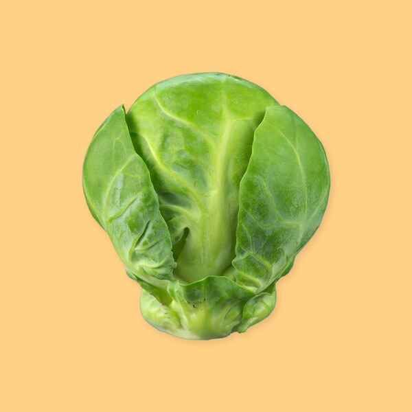 Un chou-de-bruxelles entier.