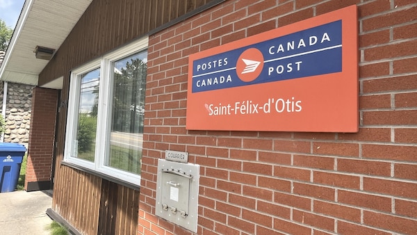 Un bureau de poste.