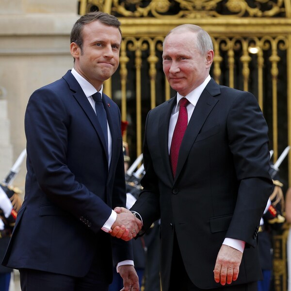 Les présidents français, Emmanuel Macron, et russe, Vladimir Poutine
