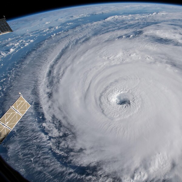 L'ouragan Florence dans l'océan Atlantique en direction de la côte est des États-Unis