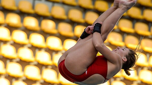 Celina Toth en action en Coupe du monde de plongeon de la FINA en 2016.