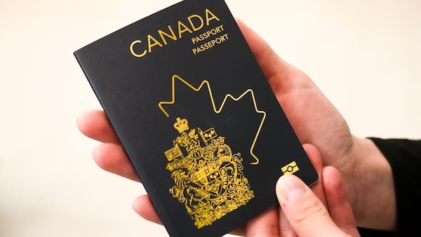 Le nouveau passeport canadien.