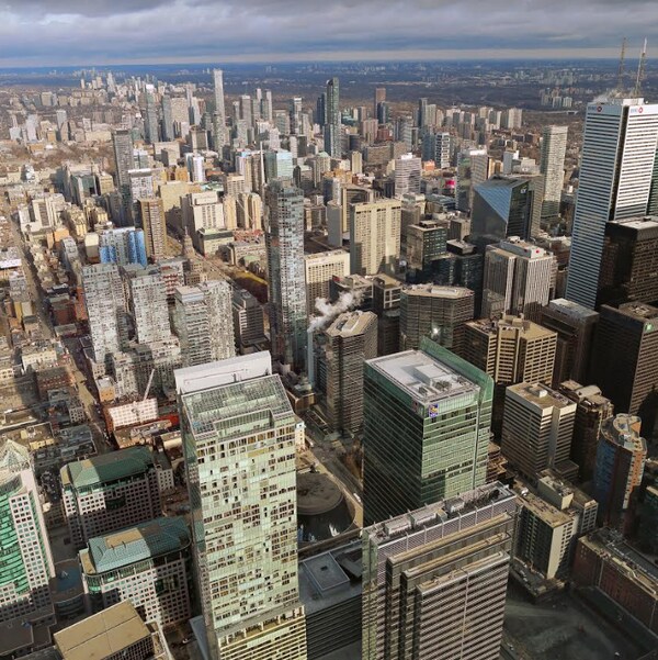 Vue aérienne de Toronto le jour. 
