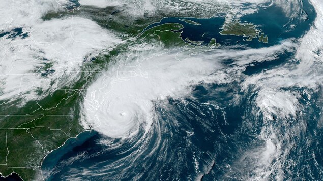 Une image satellite montrant l’œil de Dorian lors de son passage sur la côte est des États-Unis.