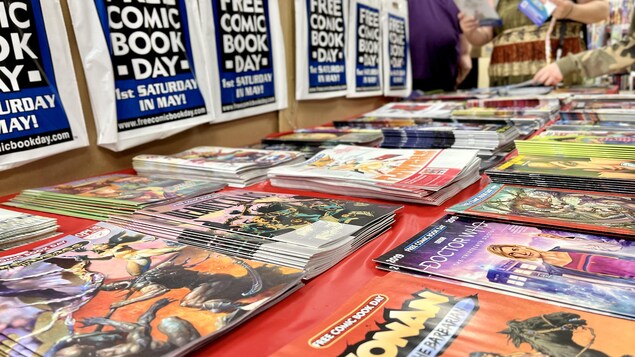 La Journée de la bande dessinée gratuite rassemble des familles à Calgary