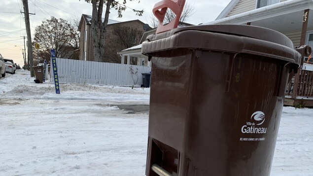 Gatineau : la collecte des ordures affectée par la pénurie de main-d’œuvre et la météo Gatineau : la collecte des ordures affectée par la pénurie de main-d’œuvre et la météo