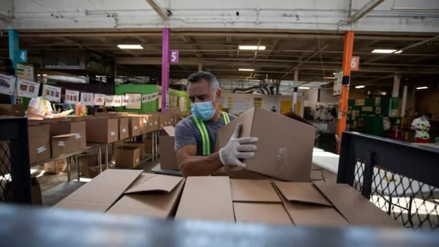 Les « travailleurs pauvres » torontois se tournent vers les banques alimentaires