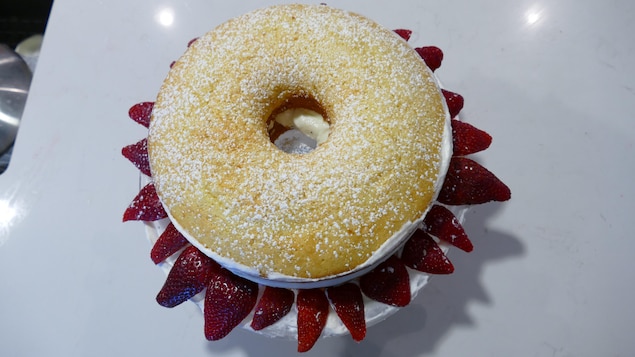 Gâteau chiffon aux fraises.