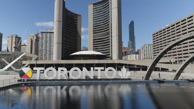 Toronto repousse la date limite de divulgation du statut vaccinal Toronto repousse la date limite de divulgation du statut vaccinal