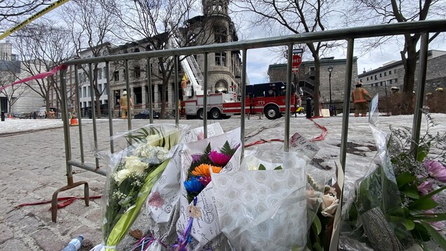 Prisonniers des flammes : « Venez nous chercher, on ne peut pas sortir! »