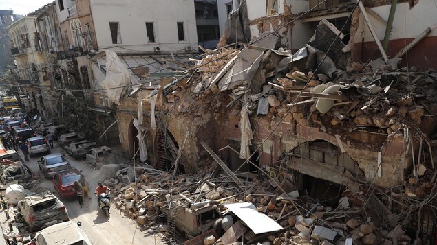 À la recherche de survivants dans Beyrouth dévastée À la recherche de survivants dans Beyrouth dévastée