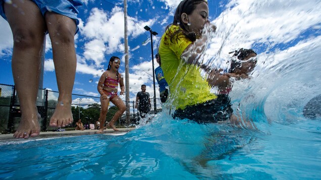 La couleur de votre maillot de bain pourrait vous aider à être sauvé d’une noyade​