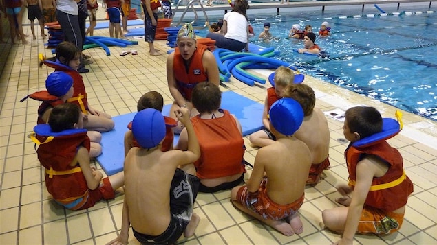 Pénurie de main-d’œuvre : pas de natation cet été pour des enfants de Trois-Rivières