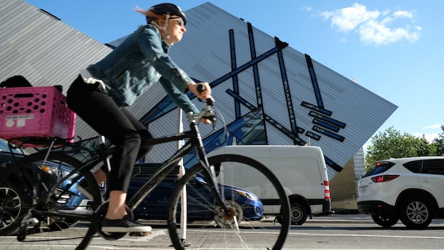L’Ontario veut interjeter appel de la suspension du retrait des pistes cyclables