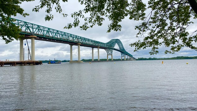 Du plomb force l’arrêt de travaux au pont Laviolette