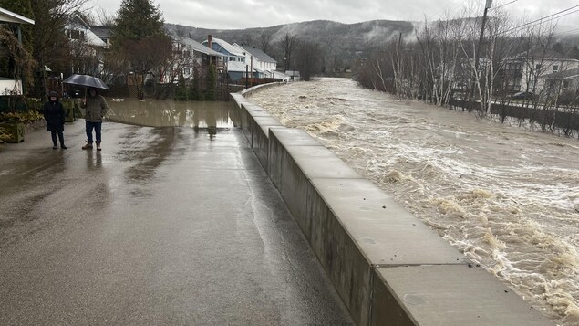 L’incertitude plane toujours à Baie-Saint-Paul après les inondations