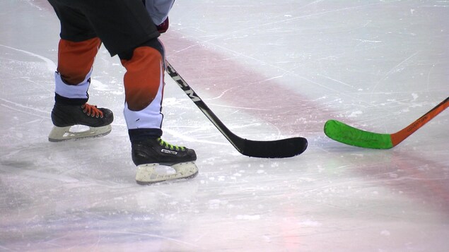 Les joueurs de hockey mineur sont de retour sur la glace à Sept-Îles Les joueurs de hockey mineur sont de retour sur la glace à Sept-Îles