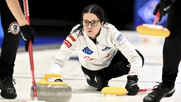 Le Canada éliminé en demi-finale du Championnat mondial de curling féminin