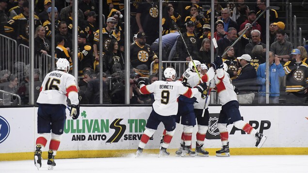Les Panthers réalisent l’impensable et éliminent les Bruins en sept matchs