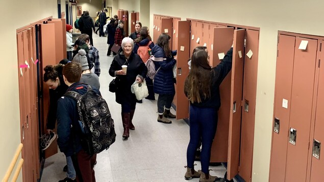 Les élèves de l’école Évangéline retrouvent enfin leur école après Fiona