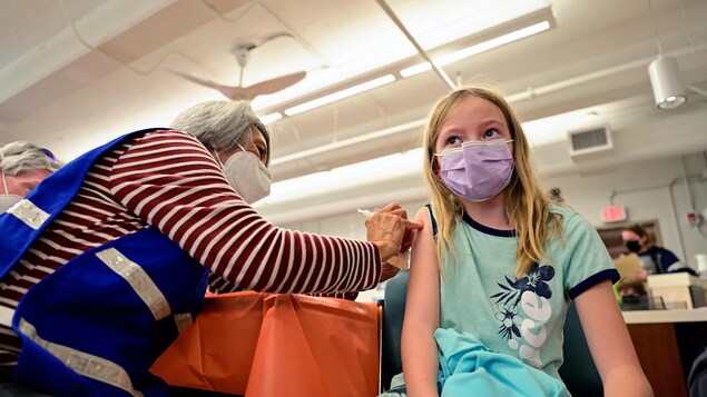 Les écoles publiques d’Edmonton veulent plus d’accès à la vaccination pour les élèves