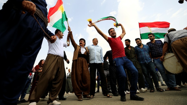 Des Kurdes célèbrent à Kirkouk, dans le cadre du référendum sur l'indépendance de leur région.