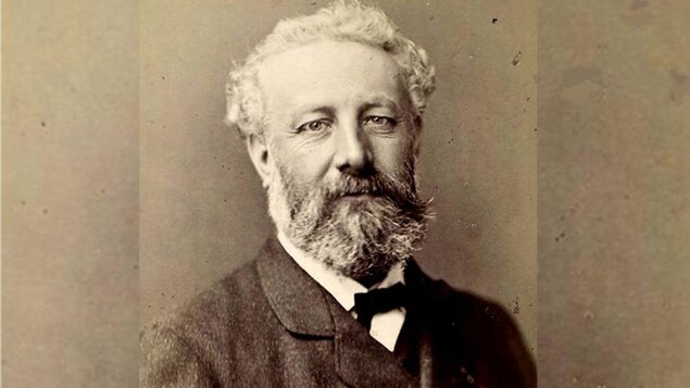 Portrait de Jules Verne datant d'environ 1885.