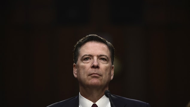 L’ex-directeur du FBI James Comey plaide non coupable