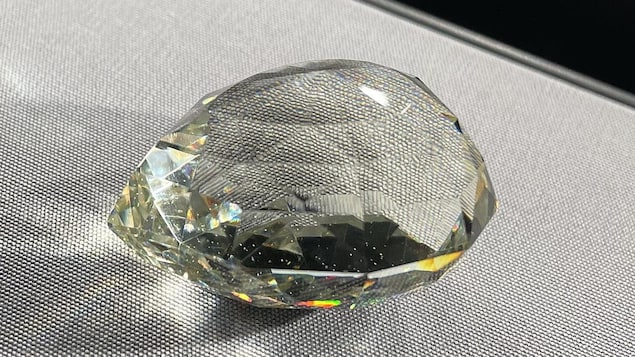 Disputed Florentine Diamond on Display for First Time in a Century Disputed Florentine Diamond on Display for First Time in a Century