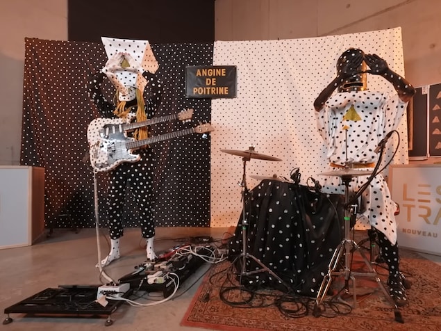 Angine de poitrine dans les studios de KEXP.