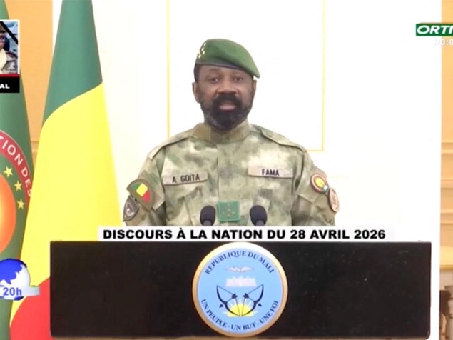 Le président de la junte malienne, Assimi Goïta, lors d'un discours à la nation diffusé à la télévision.