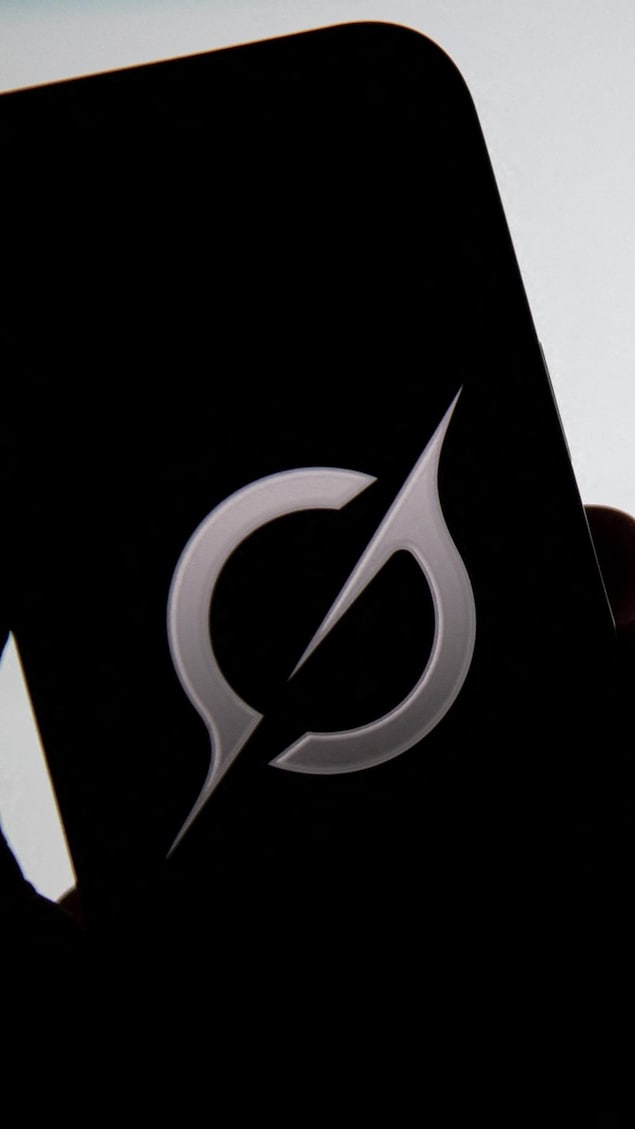 Le logo de Grok sur un cellulaire.