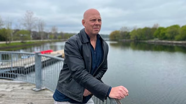 Jason Harth of Cambridge, Ont. said the CRA made a mistake when it came to his daughter's CERB eligibility. He said the process of trying to correct the error was a "muck." 