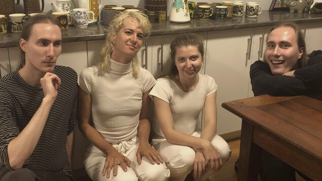 Les quatre membres du groupe musical À La Mode