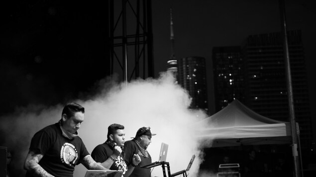 A Tribe Called Red sera en spectacle à Winnipeg, au Garrick Centre, le samedi 3 décembre.