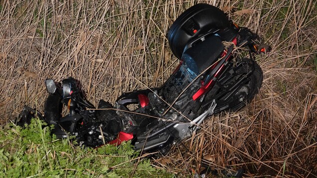 Motocyclette heurtée par une auto en Montérégie : 1 femme meurt, 1 autre est blessée